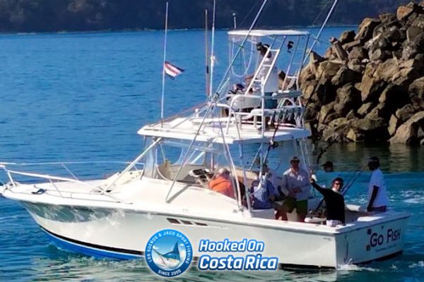 31-Luhrs-Hooked-On-Costa-Rica