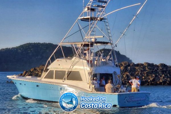 52Hatteras-Hooked-On-Costa-Rica