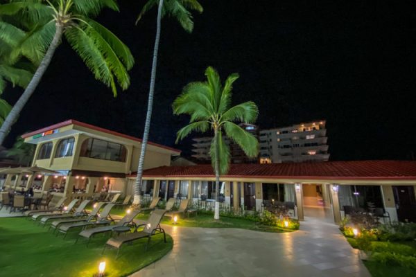 Latitude-Restaurant-Cocal-Hotel-Jaco-Costa-Rica-1