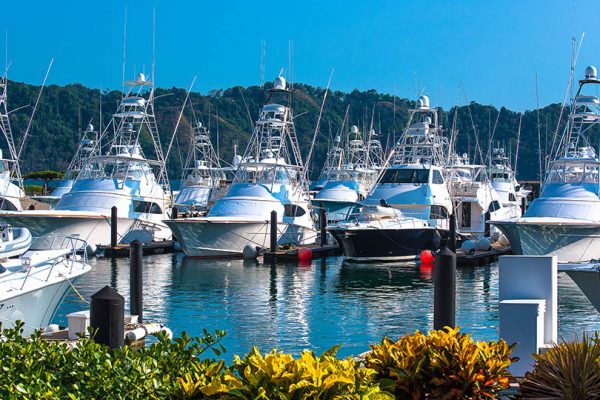 sport_fishing_boats,_herradura_beach,_costa_rica_568479676